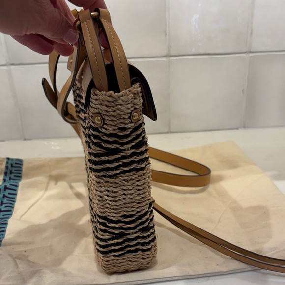 Tory Burch Miller Stripe Straw Crossbody Bag - Picture 3 of 9